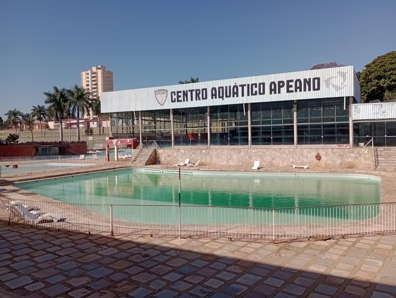 Aterramento da piscina foi apresentado como sugestão para reduzir custos de manutenção