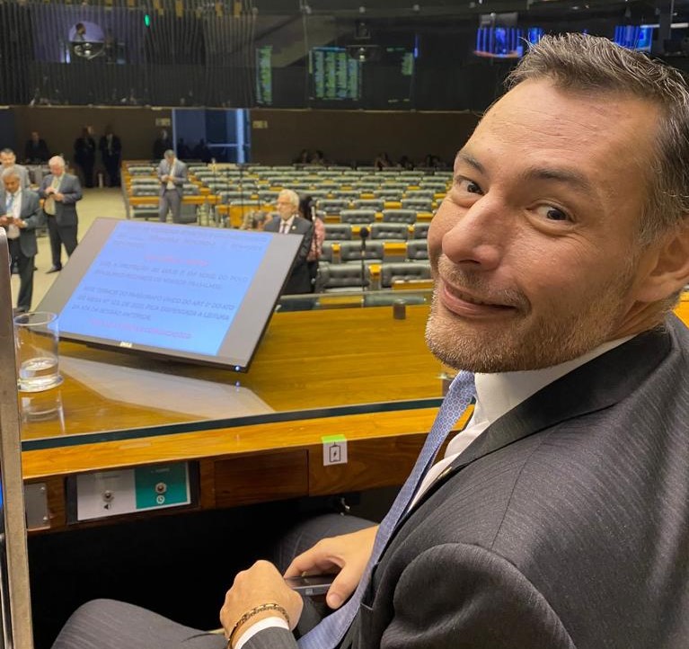 Deputado Marangoni embarca nesta quarta para África do Sul