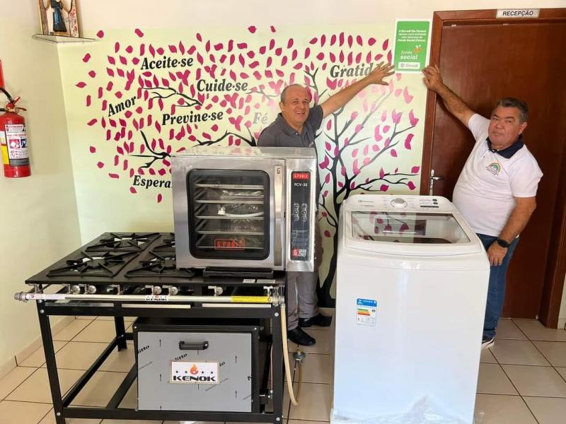 Cooperativa Sicred de Mirante do Paranapanema entrega equipamentos à Associação Mirantense de Combate ao Câncer