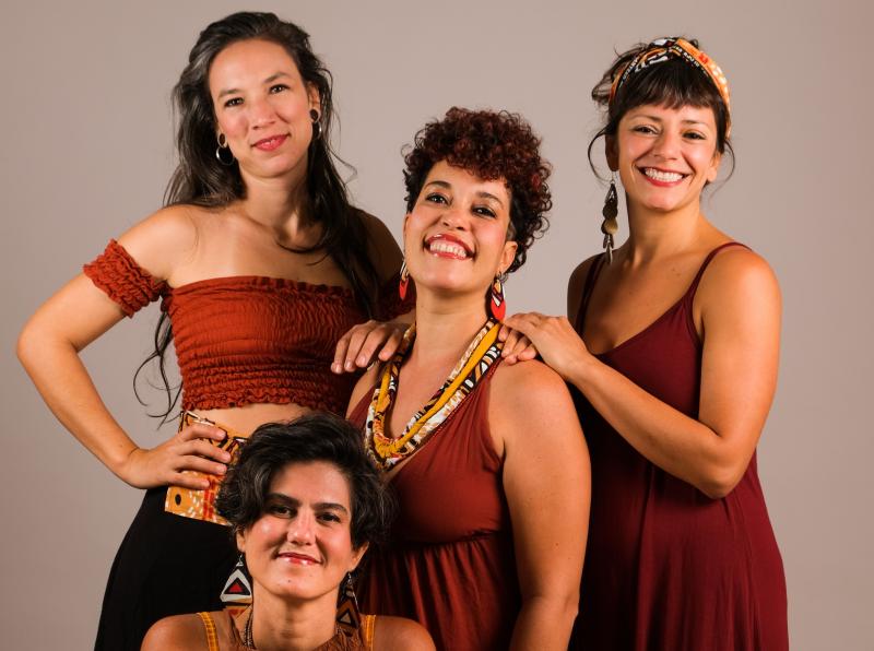 Grupo baiano, formado somente por mulheres, apresenta canções autorais, poesias, releituras e muita dança