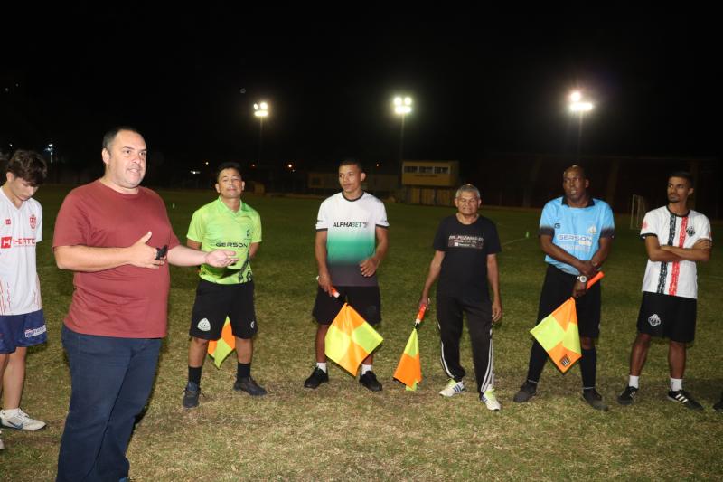 Participantes do curso tiveram aulas práticas no Estádio Municipal Mário da Costa