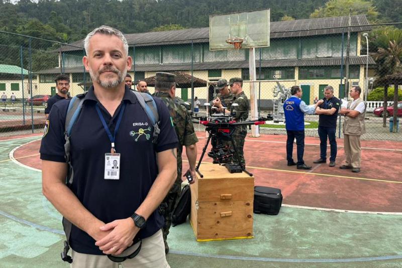 Edson tem participado de exercícios de acidente nuclear em todos os continentes