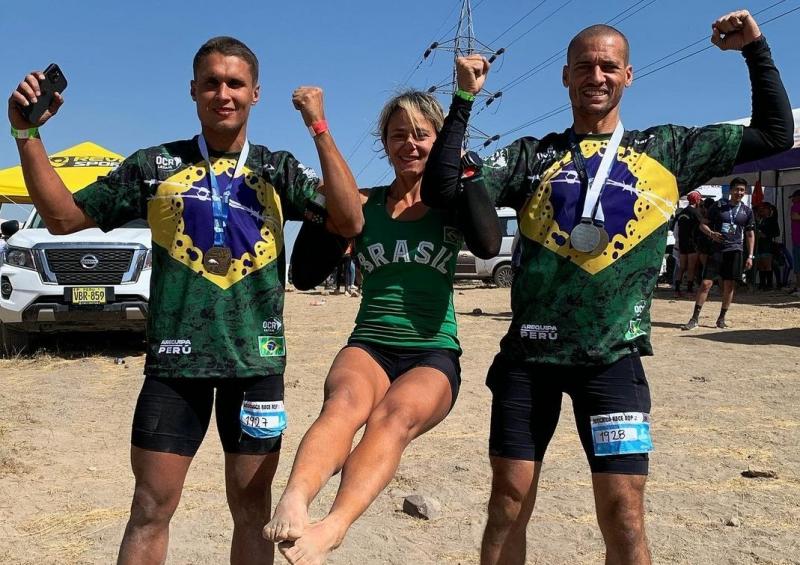 Trio campeão: Eduardo Souza, Cristiane Campelo e Leandro Porto