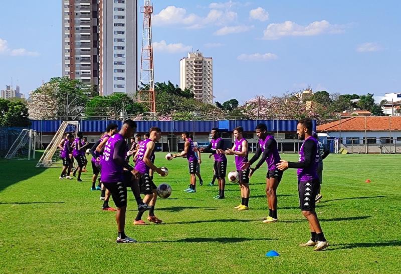 Ontem, Grêmio Prudente treinou no Estádio Caetano Peretti 