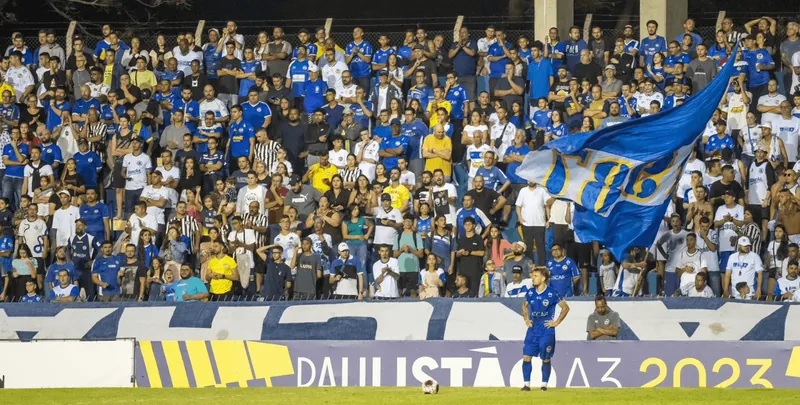 Recorde de público do São José na temporada foi exatamente contra o Grêmio Prudente na semifinal da Série A3: mais de 12 mil torcedores 