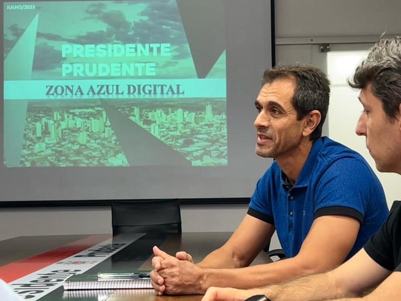 Semob apresentou projeto de informatização da Zona Azul para entidade do comércio