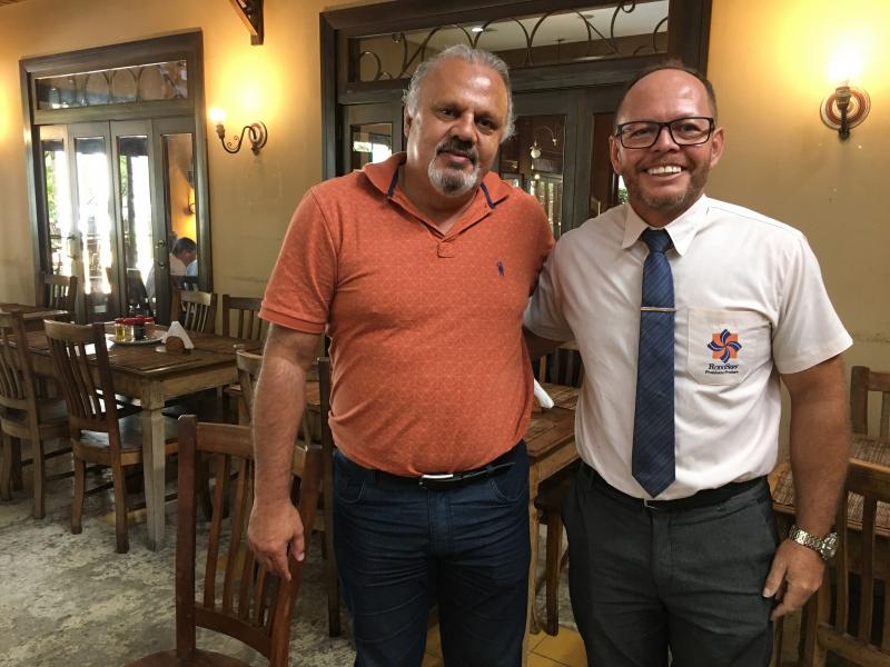 Prefeito de Narandiba Itamar dos Santos é recebido por Marcelo Zaghi, no almoço do Rodoserv Prudente