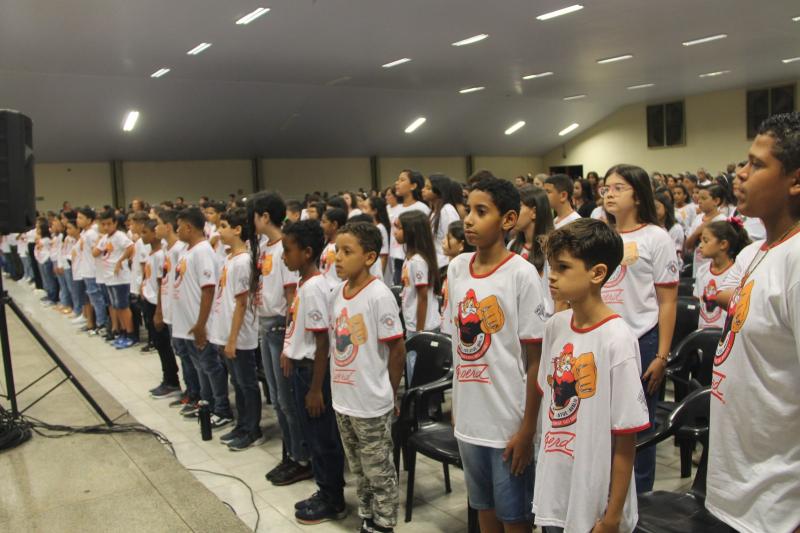 Ao todo, 400 alunos de Pirapozinho fizeram parte de mais uma turma que se formou através do Proerd