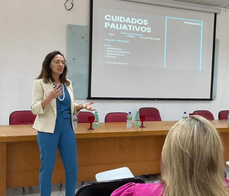 Maria Assunção apresentou sua dissertação de mestrado em Educação pela FCT/Unesp