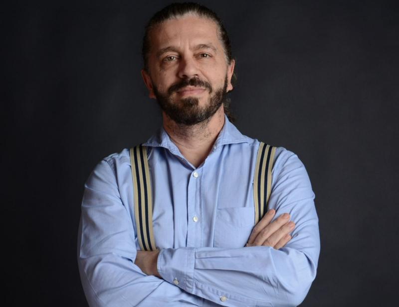 Alexandre Bertoncello é professor DE Economia da Fatec em Presidente Prudente