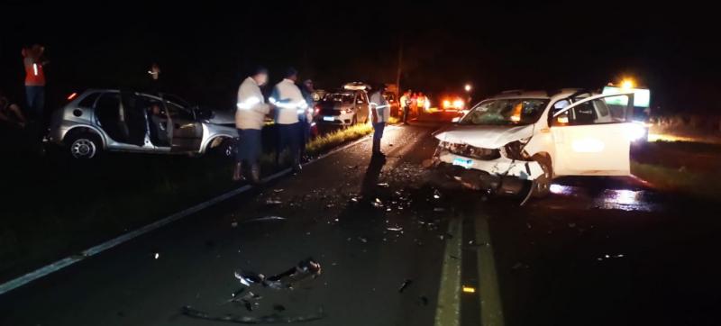 Colisão frontal em Rancharia deixa quatro vítimas em estado grave e outras quatro com ferimentos leves.