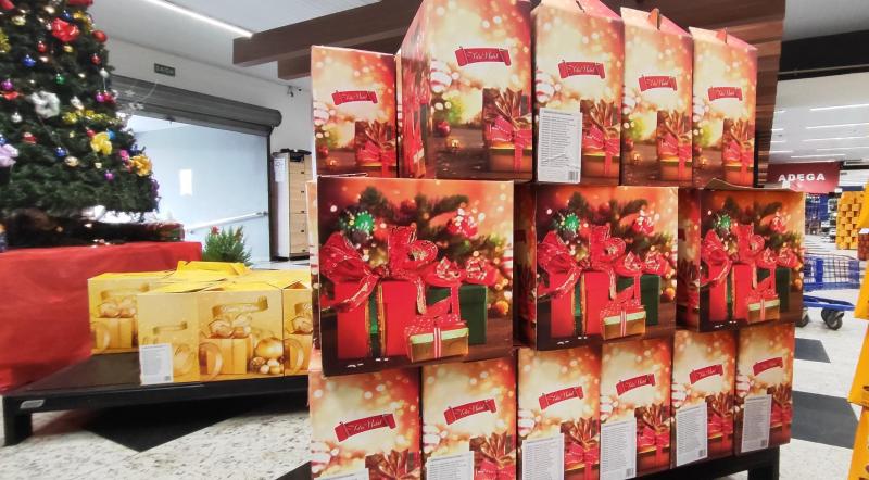 Preços de cestas natalinas variam entre R$ 50 e R$ 200 nos supermercados consultados pela reportagem 