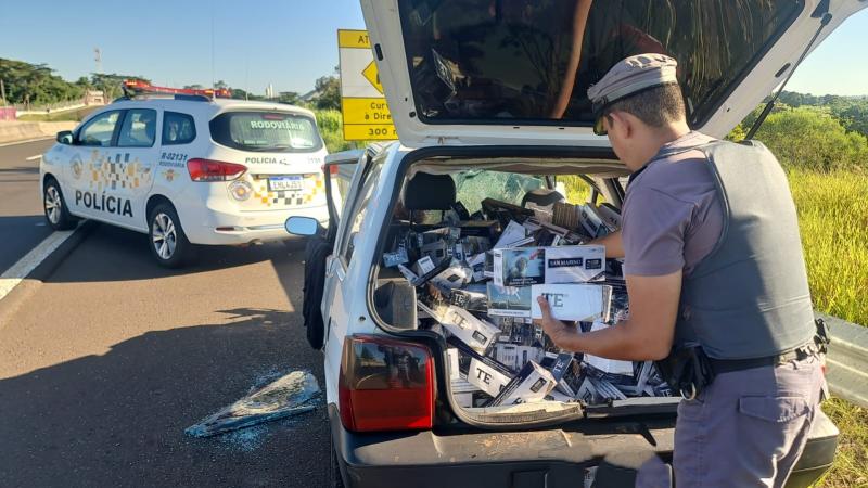 Policiamento rodoviário localizou 4 mil maços de cigarro sem documentação fiscal