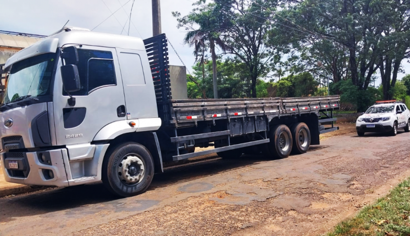 Veículo Ford Cargo recuperado no oeste paulista foi subtraído na zona norte de São Paulo
