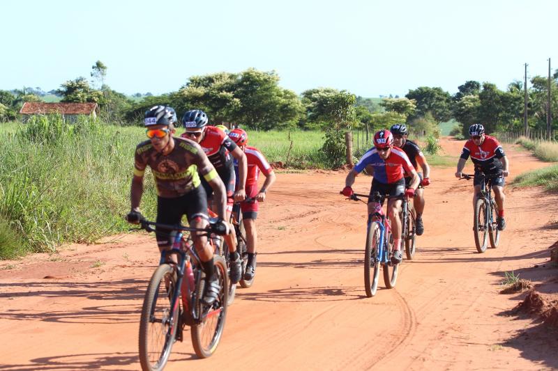 Passeio Ciclístico Solidário reuniu cerca de 150 participantes, no último domingo