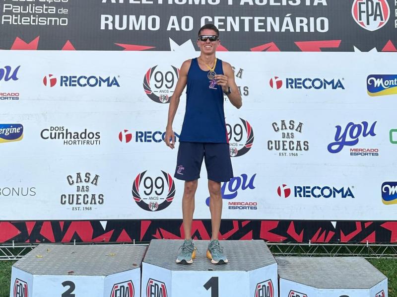 Everton Gustavo trouxe sua douradinha dos 1500 m rasos, em sua primeira vitória oficial