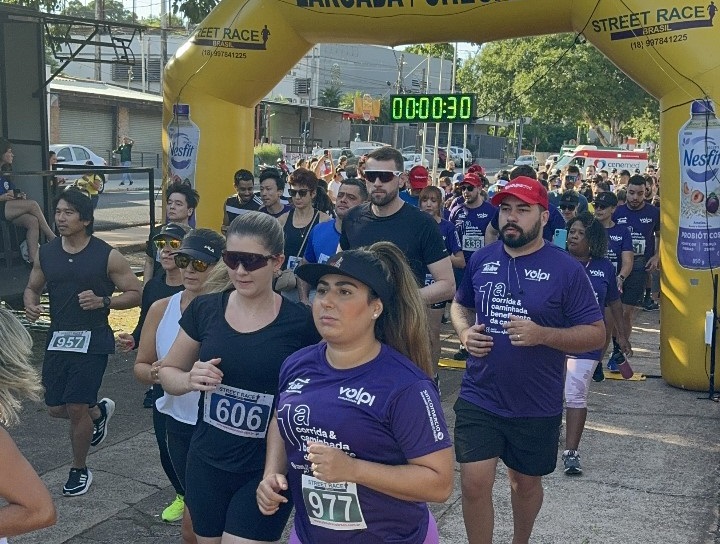 Percurso da 1ª Corrida & Caminhada Beneficente do Carim teve início no Parque do Povo, com o sinal de largada acontecendo às 8h 