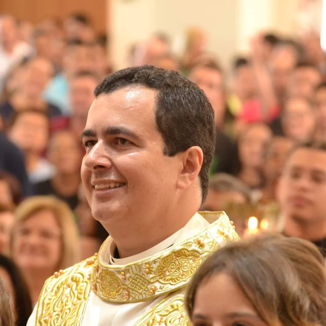 Padre Rodrigo Gomes está na Paróquia Sagrada Família, em Presidente Epitácio