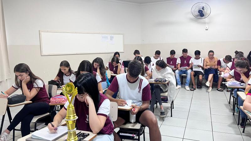 ACE de Pirapozinho divulga programa de estágio em escolas da cidade com aplicação de testes e dinâmicas em grupo
