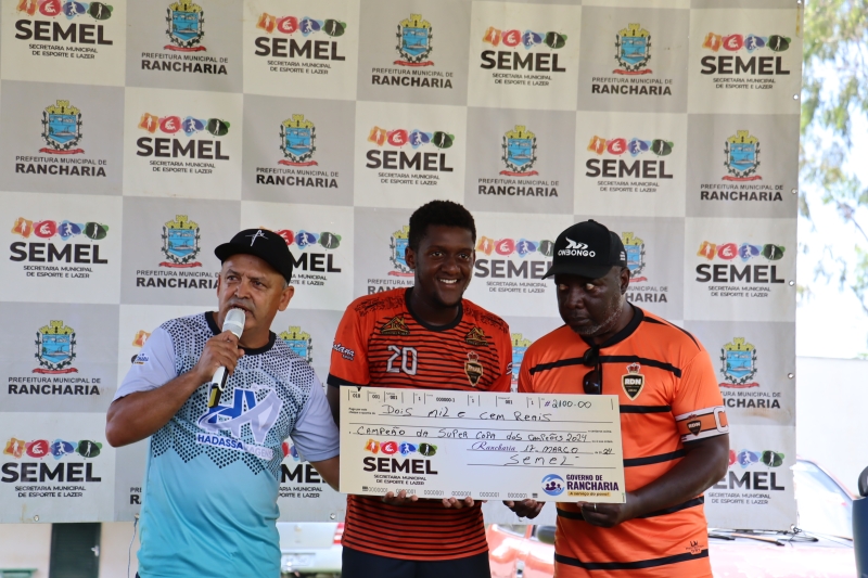 Secretaria de Esportes e Lazer de Rancharia premiou em dinheiro vencedores da Copa dos Campeões