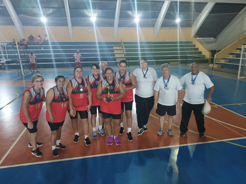 Equipes participaram no domingo, do Torneio Quadrangular da modalidade