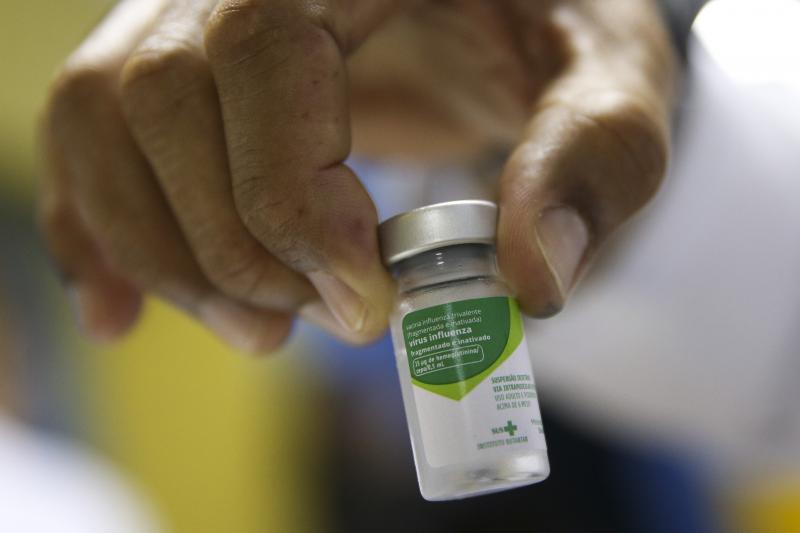 Centro de Referência do Idoso vira ponto de vacinação contra influenza