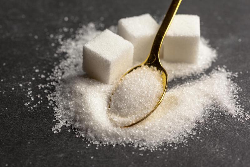 Recomendação da OMS é ingerir, em média, 80 gramas de açúcar por dia; brasileiro consome 50% a mais do preconizado