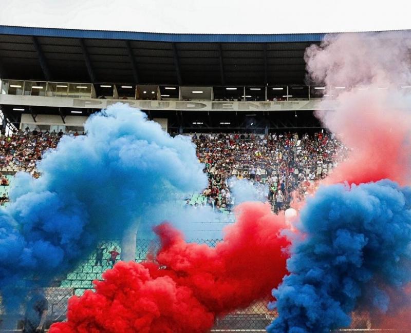 No jogo de ida da semifinal da A3, mesmo debaixo de forte chuva, Carcará registrou a presença de mais de 7 mil pessoas no Prudentão