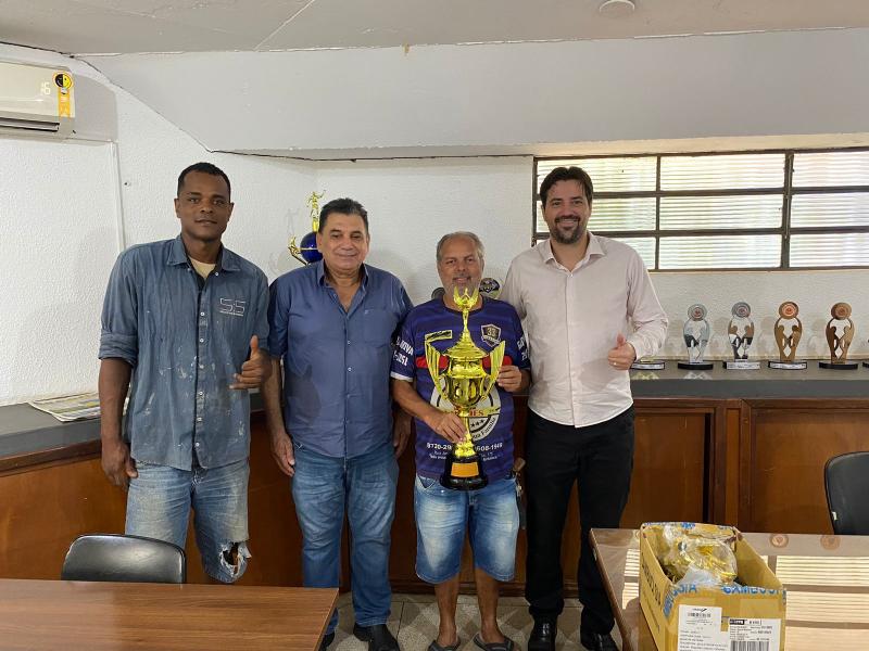 Ontem, organizadores da competição apresentaram os troféus e medalhas na Semepp