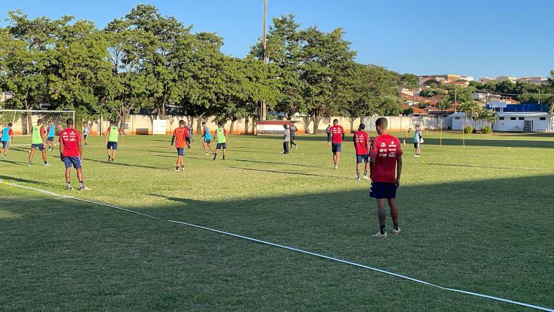 Elenco do Carcará se prepara para a Copa Paulista que tem início no dia 16 de junho contra o Vocem, em Assis 