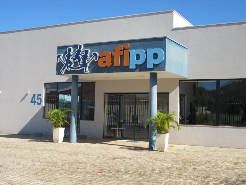 Afipp presta atendimentos de profissionais contratados e voluntários em diversas áreas