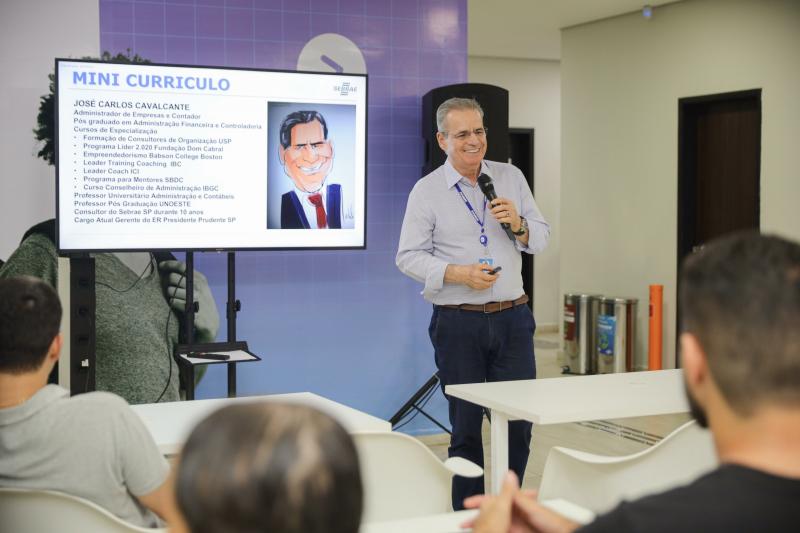 José Carlos Cavalcante abordou impactos das novas tecnologias no ambiente empresarial