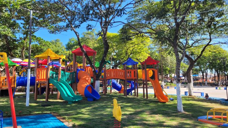 Reinauguração da Praça Manoel Marques Silva em Pirapozinho será nesta sexta com a tradicional chegada do Papai Noel