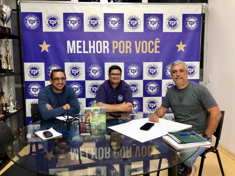 Juninho, Fábio Renato Sales e Guto definem detalhes do carnaval 2025