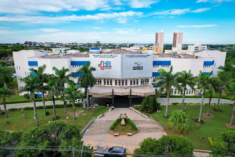 HR engloba 366 médicos, 2.227 colaboradores com vínculo empregatício e 50 jovens da CAC