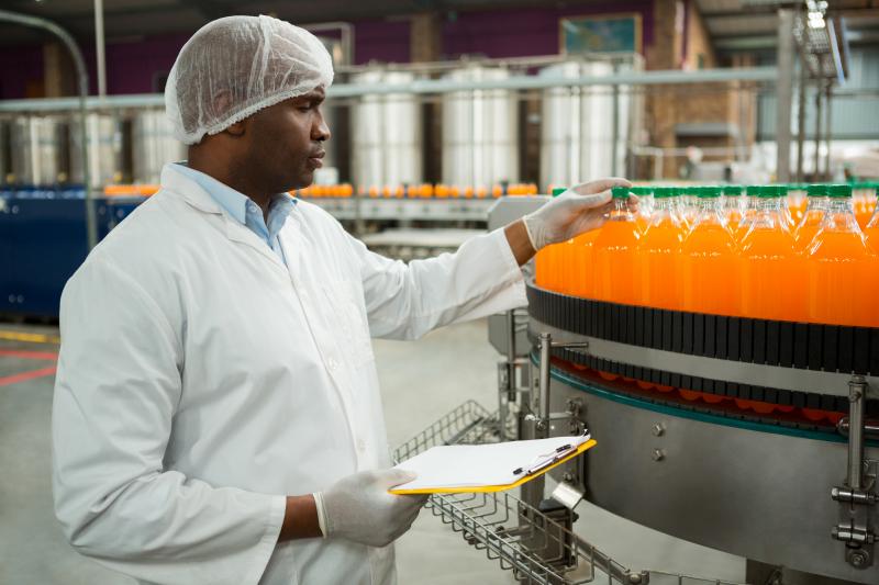 Diretor do Ciesp explica que taxa de juros alta inibe investimentos e novas linhas de produção