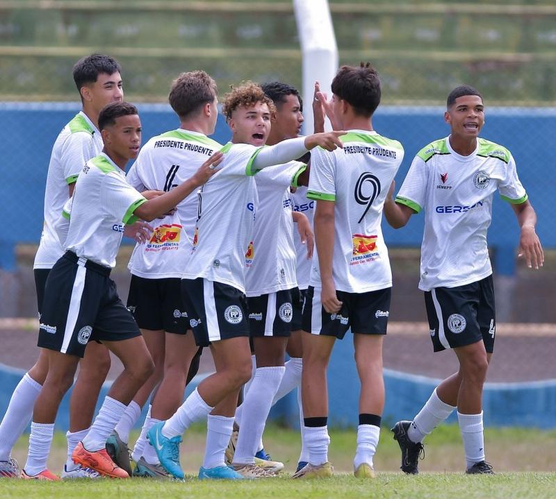 Time estreou no fim de semana com goleada nos Jogos Abertos da Juventude, vencendo Nantes por 7 a 0