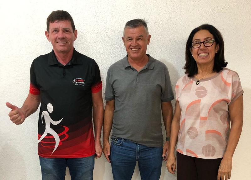 Tute recebeu o ciclista Maurício Lobo; assessor da Semepp, Edison Andrade, também participou do encontro