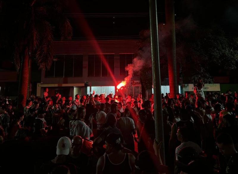 Manifestação de amor ao Sport Club Corinthians Paulista tomou conta dos altos da Avenida Washington Luiz 
