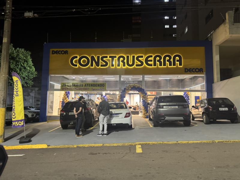 Nova loja de pisos e porcelanatos, na avenida Washington Luiz, 160