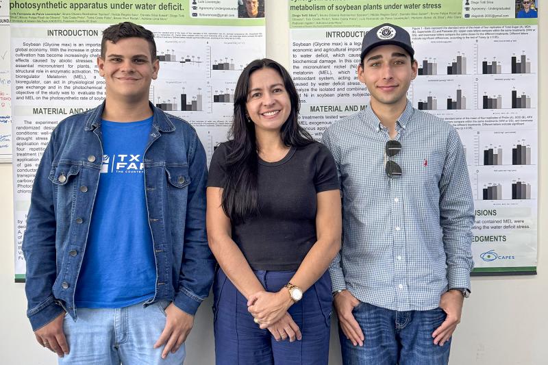 Luís Fernando de Paiva Lourenção, professora Dra. Adriana Lima Moro e Diogo Totti Silva