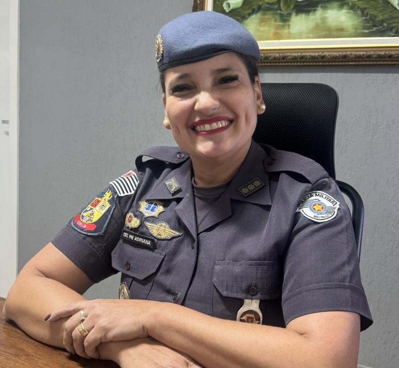 Coronel Adriana Beluzzo é filha de oficial da reserva, casada com oficial da PM
