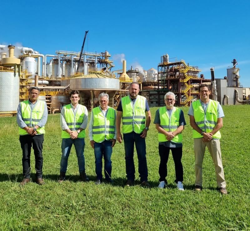 Equipe da Semob visitou Usina Cocal em Narandiba