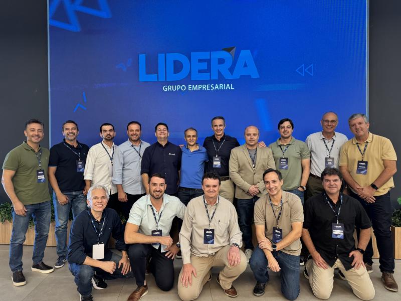 Diretoria do Grupo Lidera reunida no evento na GWM Caminho