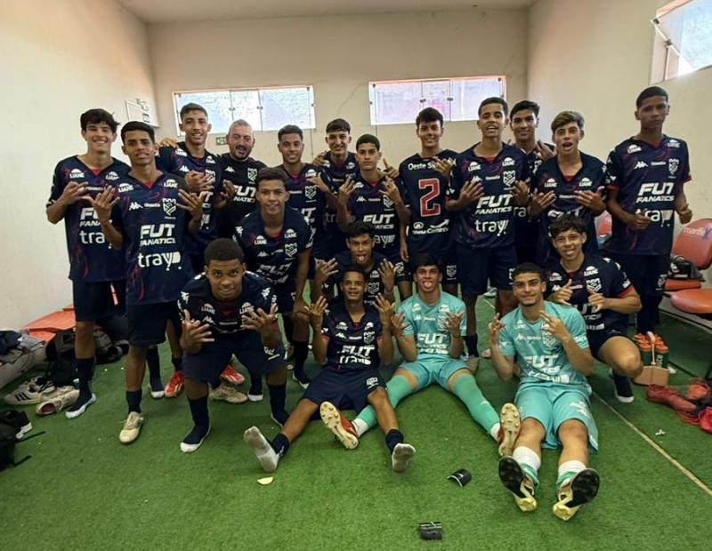 No Sub-17, Grêmio se impôs com autoridade ao aplicar uma goleada por 5 a 1 sobre os donos da casa