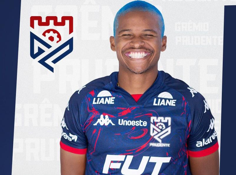 Pantera Alvinegra, o meia central, que é ambidestro, foi titular em 11 dos 13 jogos que foi a campo e guardou a bola na casinha em duas ocasiões 