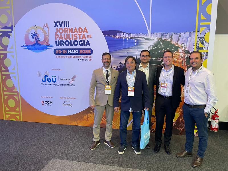 Comitiva de urologistas do Hospital de Esperança, na Jornada Paulista de Urologia: Felipe de Paula, Lorival Rodrigues, Felipe Moura, Fábio Peretti e Matheus Rodrigues