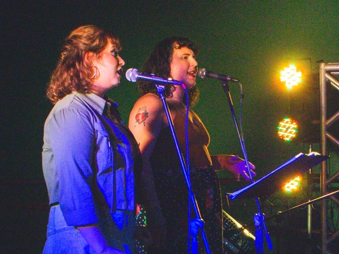 “Colcha de Retalhos” reúne versões emocionantes de clássicos da música caipira