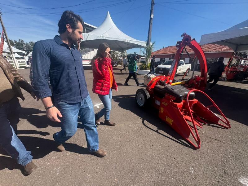 Guilherme Piai e Carla Tuccilio realizaram visita técnica pelo recinto, nesta sexta-feira