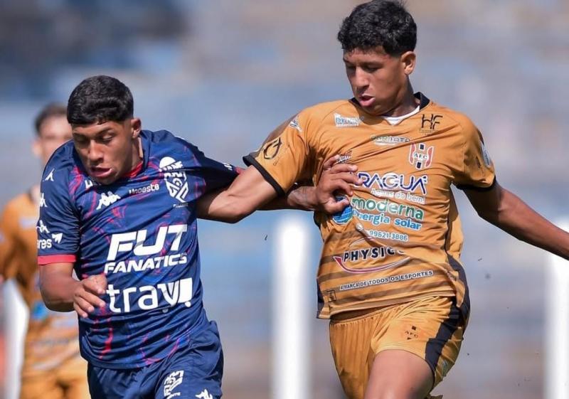 Classificado com antecedência em 1º do grupo, Carcarazinhos do Sub-17 somam 21 pontos em 8 jogos